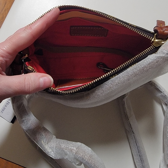 Dooney & Bourke Crossbody Bag. - Picture 4 of 5